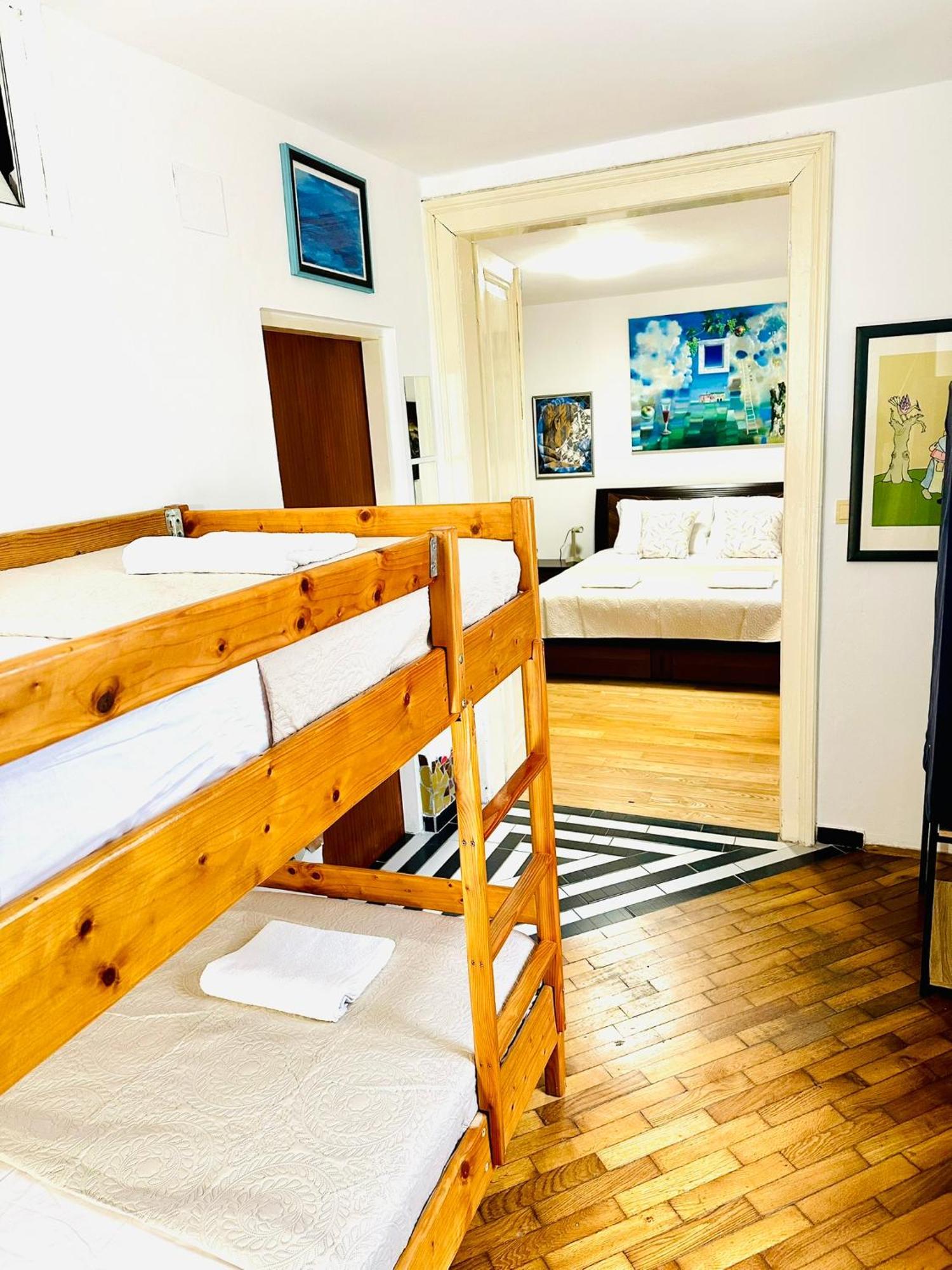 Hostel Art & Joy 普拉 外观 照片